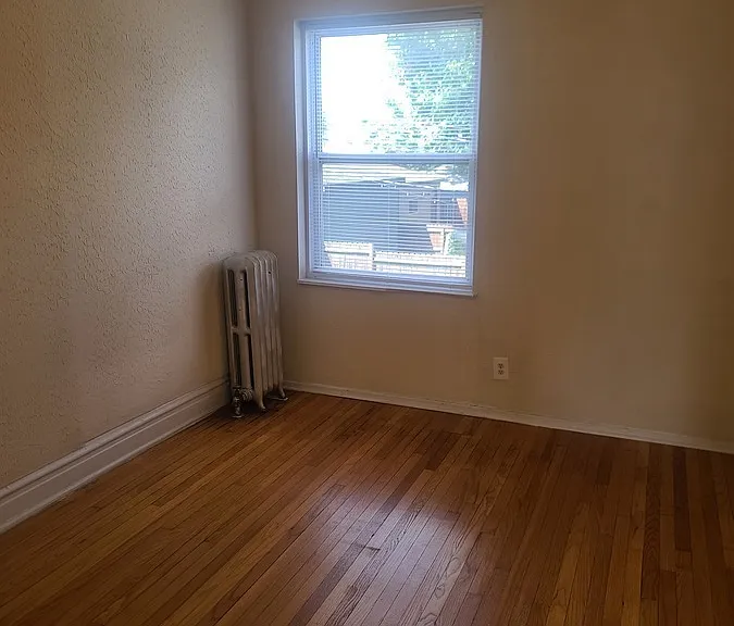 1916 N Drake Ave #1W — Photo 4