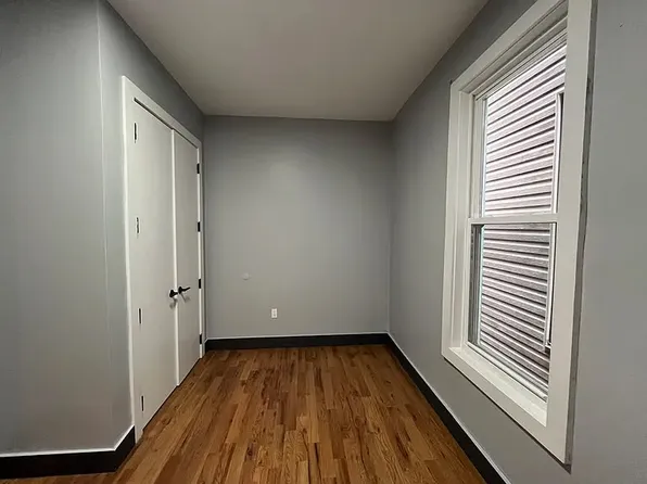 74 Baldwin Ave, Jersey City, NJ