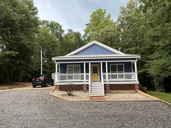 33 Allie Valley Rd, Deatsville, AL 36022