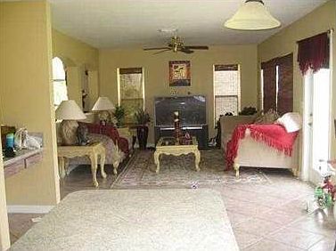4th image of 6361 Willoughby Cir