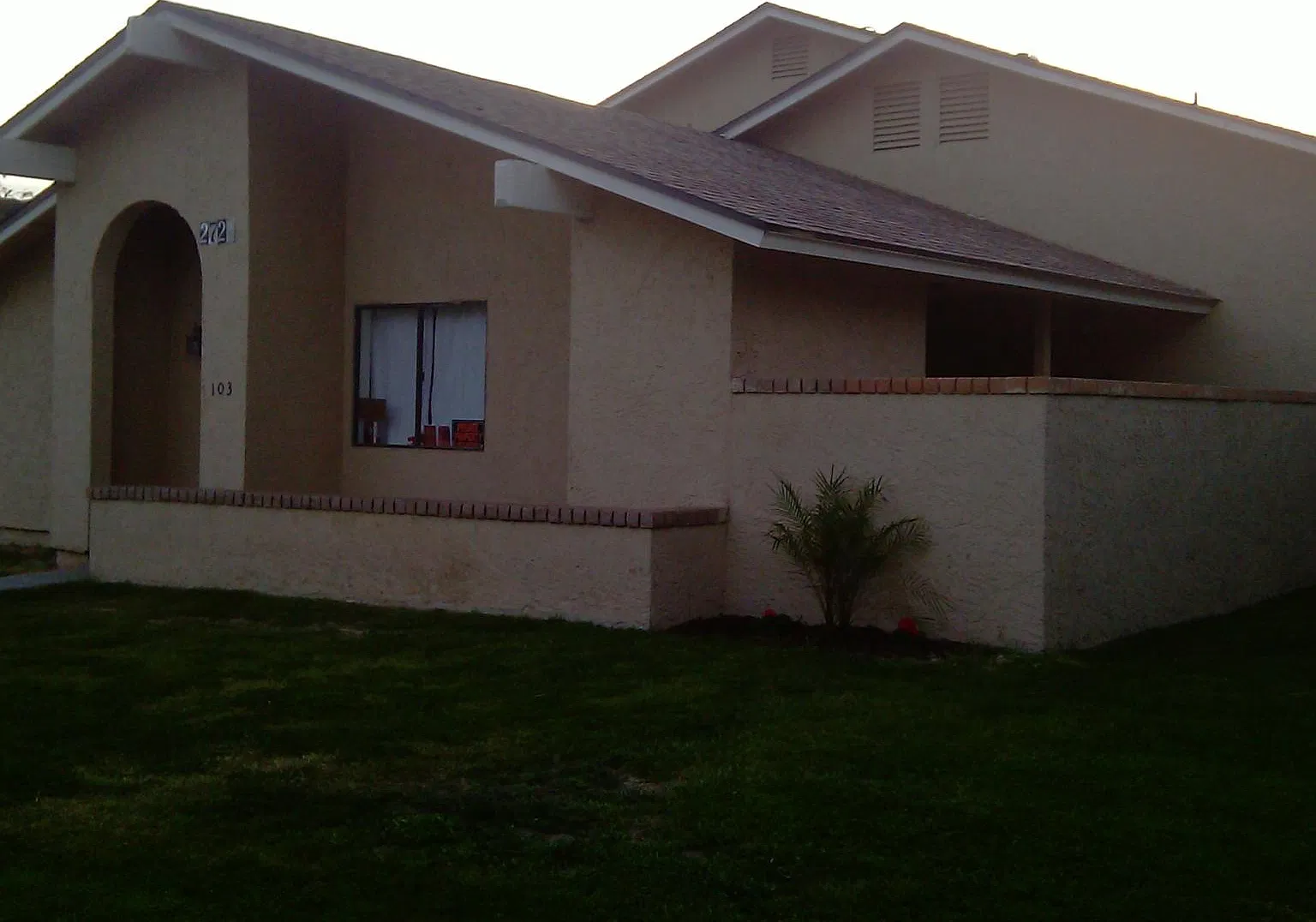 N Salem, Mesa — Photo 1