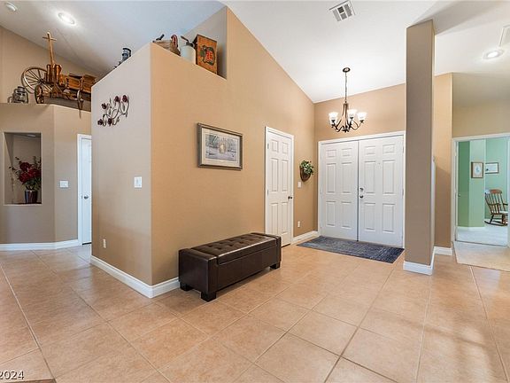 4th image of 7540 Evening Falls Dr