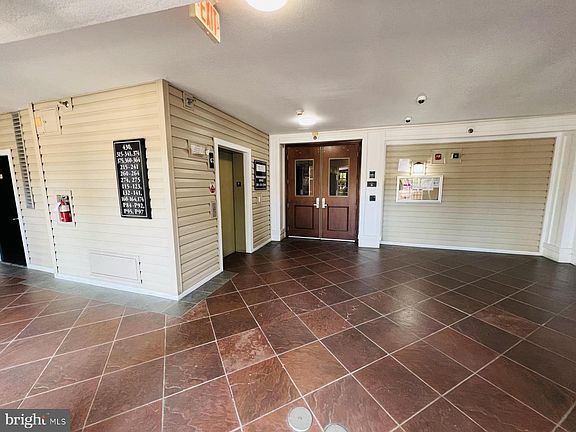 4th image of 501 Hungerford Dr APT P85