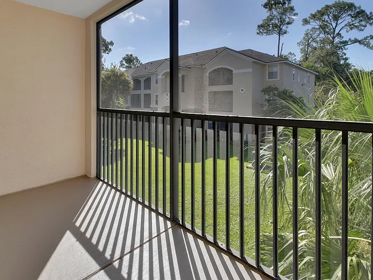 940 Village Trl #4-207 — Photo 22
