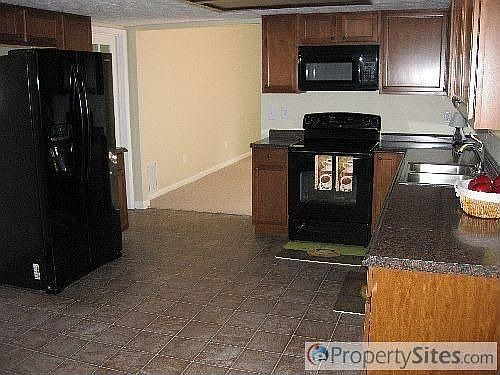 4th image of 4837 Ardsley Dr