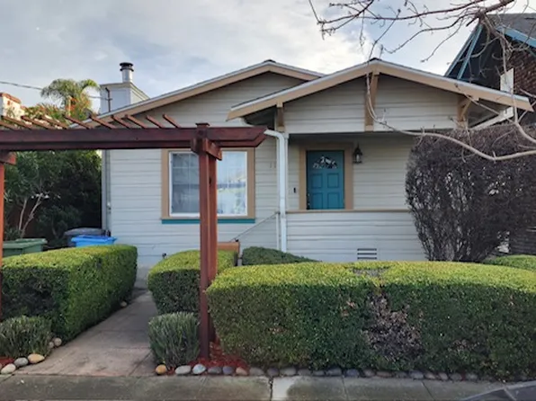 1128 Carleton St, Berkeley, CA 94702