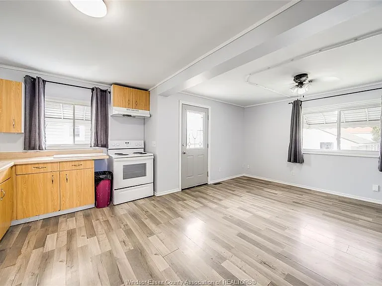 2669 Parent Ave — Photo 14