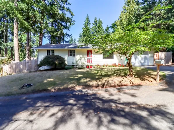 5515 Huntwick Drive NW, Gig Harbor, WA 98335