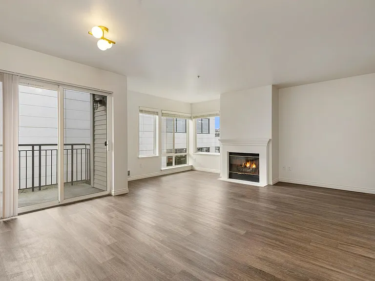 Remi Apartments — Photo 52