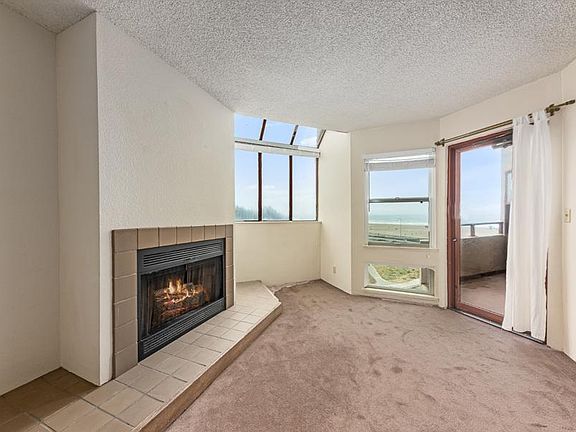 2nd image of 875 La Playa St APT 483