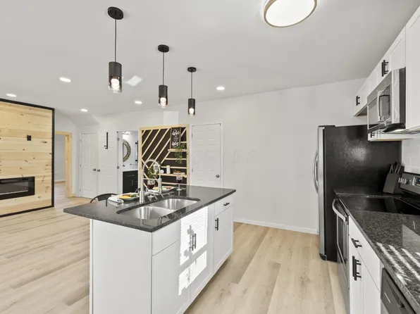 580 S Napoleon Ave, Columbus, OH 43213