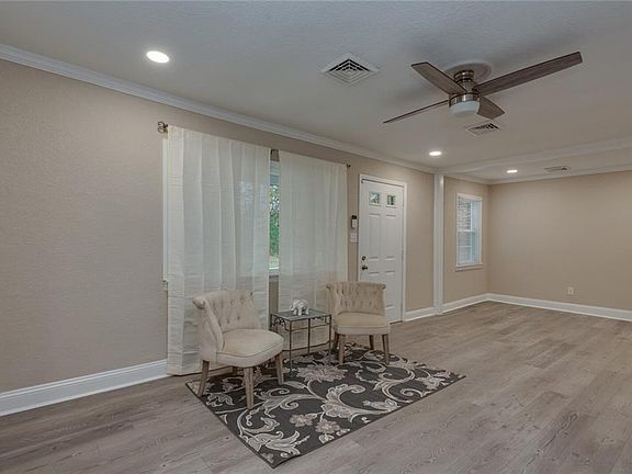 5th image of 14186 Booker T Dr