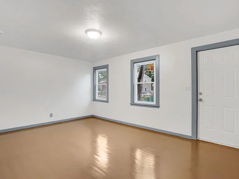 7 Decker Pl — Photo 16