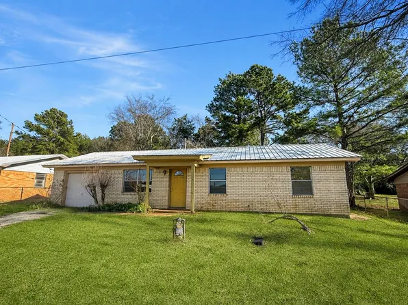 102 Francis St, Mount Enterprise, TX 75681