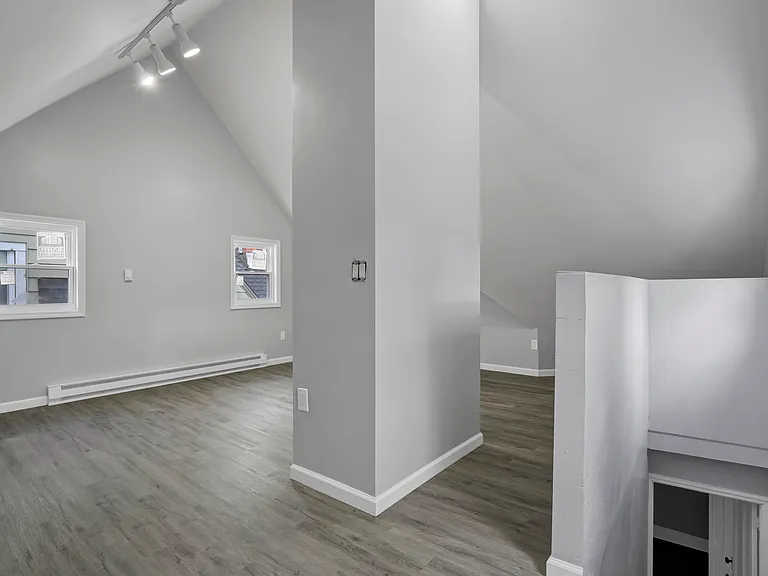 22 Grant St — Photo 26
