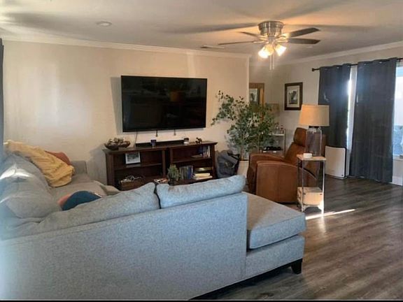 4th image of 7080 Barton Rd
