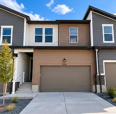 3 bed, 2.5 bath, 1595 sqft, $1,995 — Photo 3