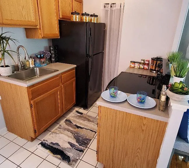 4433 Pershing Ave #101 — Photo 3
