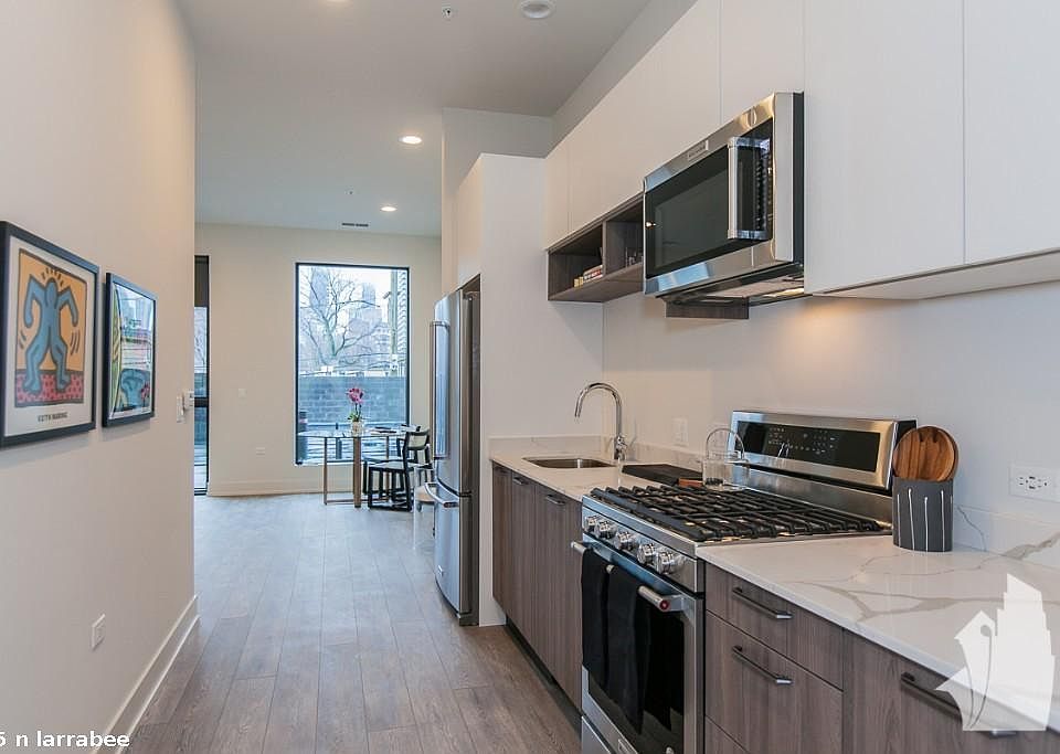 1st image of 855 N Larrabee St #1514