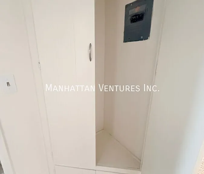 200 E Dryden St #1 — Photo 10