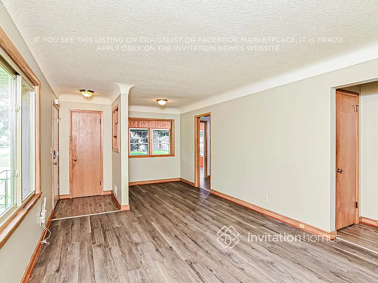 5801 Irving Ave N — Photo 5