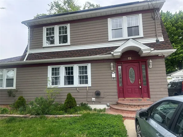 15 Allen St Floor 2, Hempstead, NY 11550