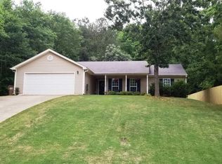 1108 Ravenwood Dr, Bethlehem, GA 30620