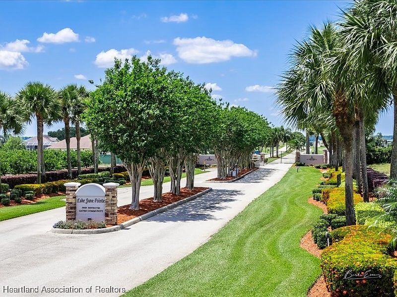 2nd image of 478 Sunset Pointe Dr