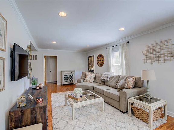 4th image of 4100 Philwood Ave