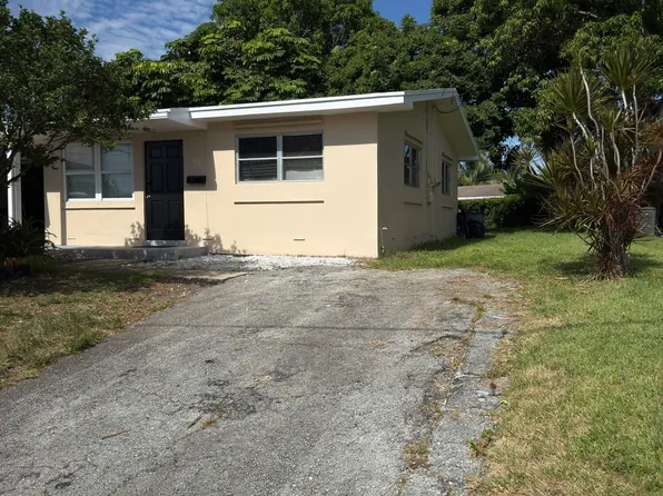 307 Northlake Dr, North Palm Beach, FL 33408