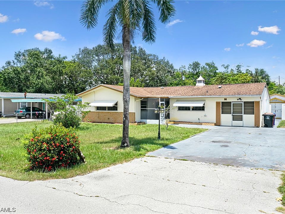 1st image of 389 Rosemont Dr