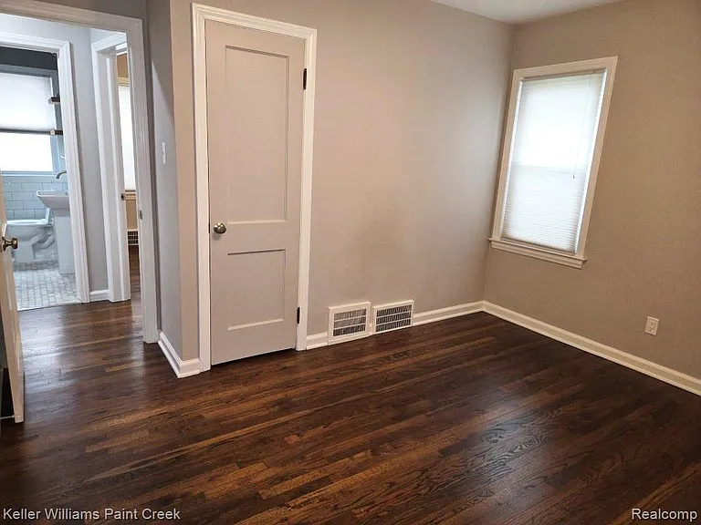 1489 West Blvd — Photo 24