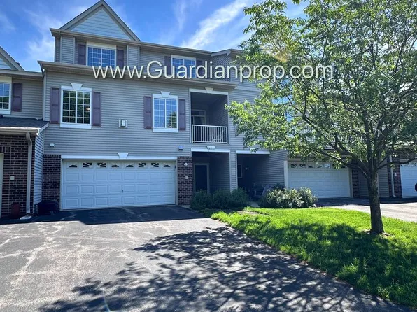 18355 Kerrville Trl, Lakeville, MN