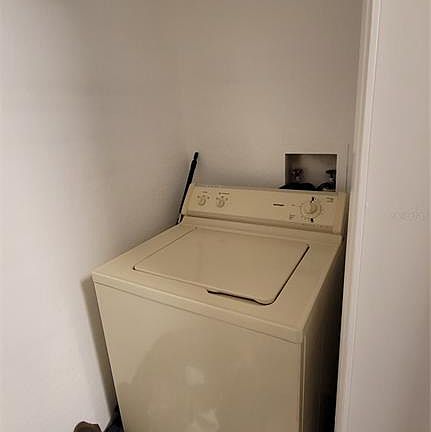 4th image of 4400 THORNBRIAR LANE #201