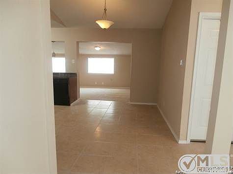 4th image of 7423 Saddlewood St