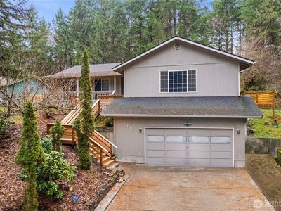 210 Country Estates Drive W, Rainier, WA, 98576