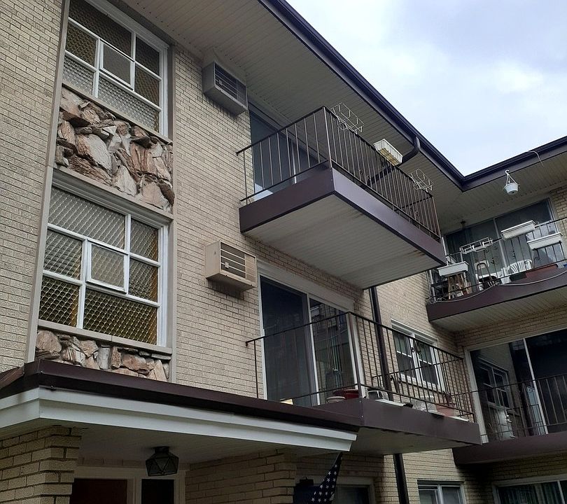 1st image of 4243 N Kedvale Ave APT 3E