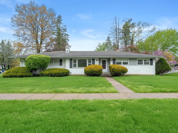2516 Alamo Ave, Kalamazoo, MI 49006