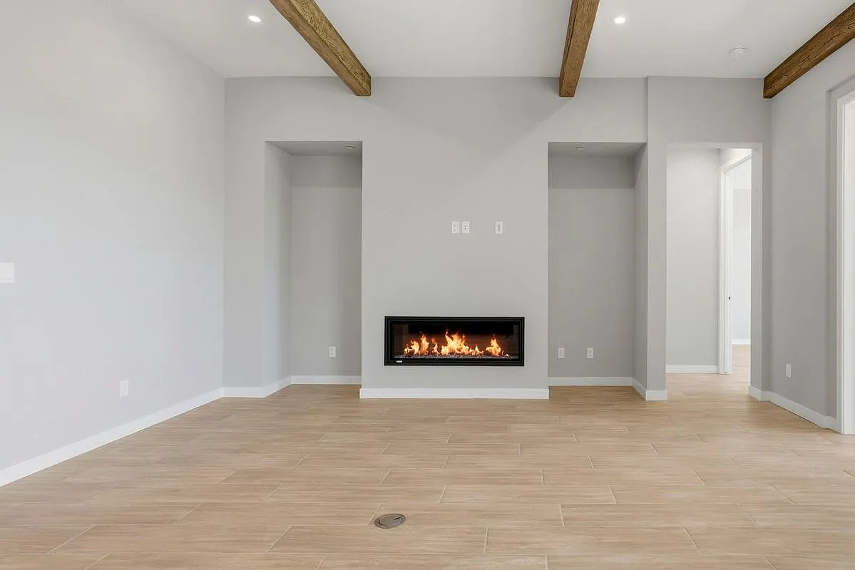 2 bed, 2.5 bath, 1613 sqft, $3,065 — Photo 3