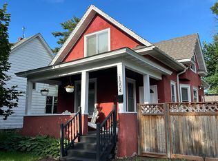 1004 Victoria St N, Saint Paul, MN 55103