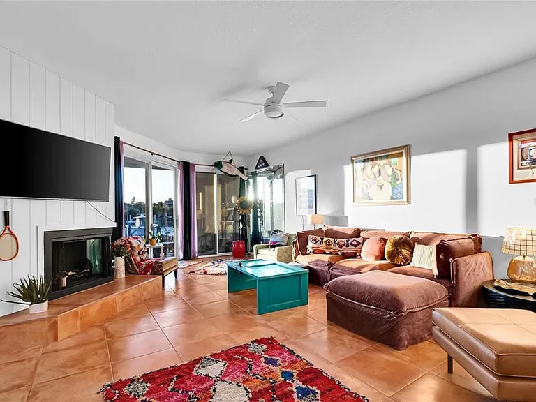 910 Pinellas Bayway S #107 — Photo 8