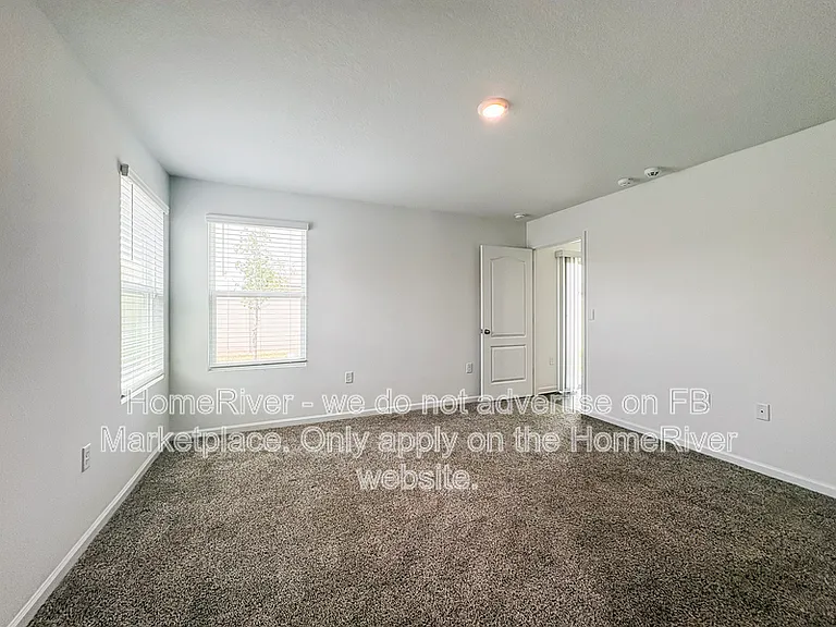 4271 Quaking St — Photo 12
