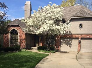 12320 Aberdeen St, Leawood, KS 66209