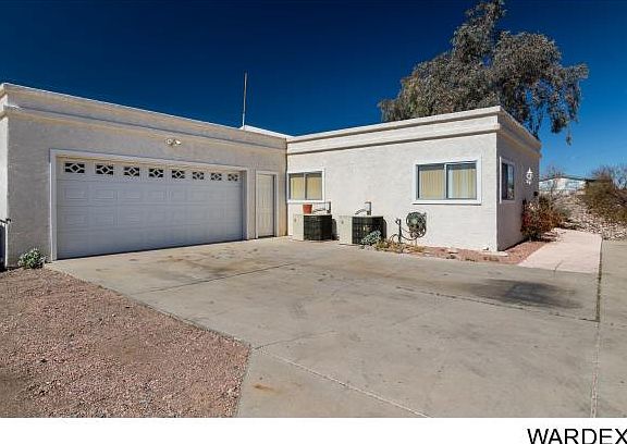 4th image of 3022 Rosewood Ave