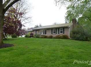 77 Quaker Hills Rd, Lancaster, PA 17603