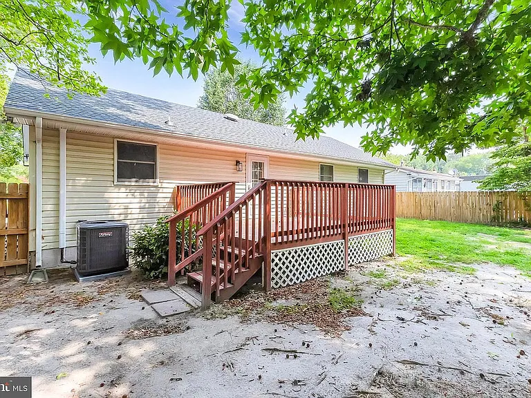 107 Walden Dr — Photo 19