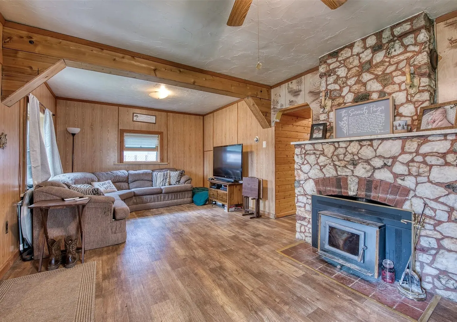 Cozy Downtown Cabin — Photo 3