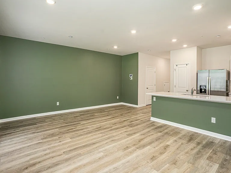 1143 Martin Rd — Photo 10