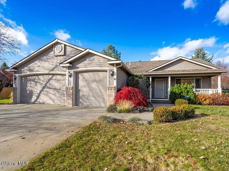 5905 N Stafford Rd — Photo 2