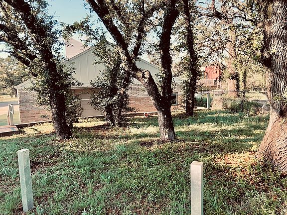 5th image of 2819 & 2827 Oak Ct